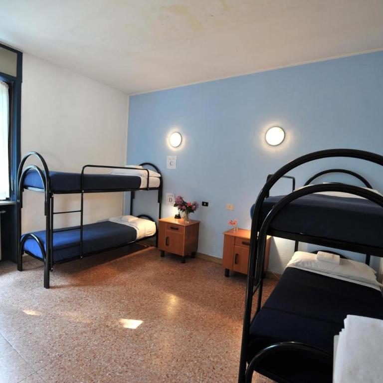 OstellOlinda - Letto Singolo in Dormitorio Femminile per 4 Persone - 3