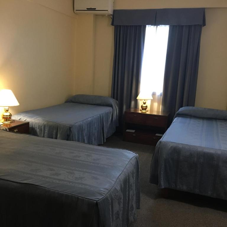 Hotel Centro Naval - Habitación Triple - 2