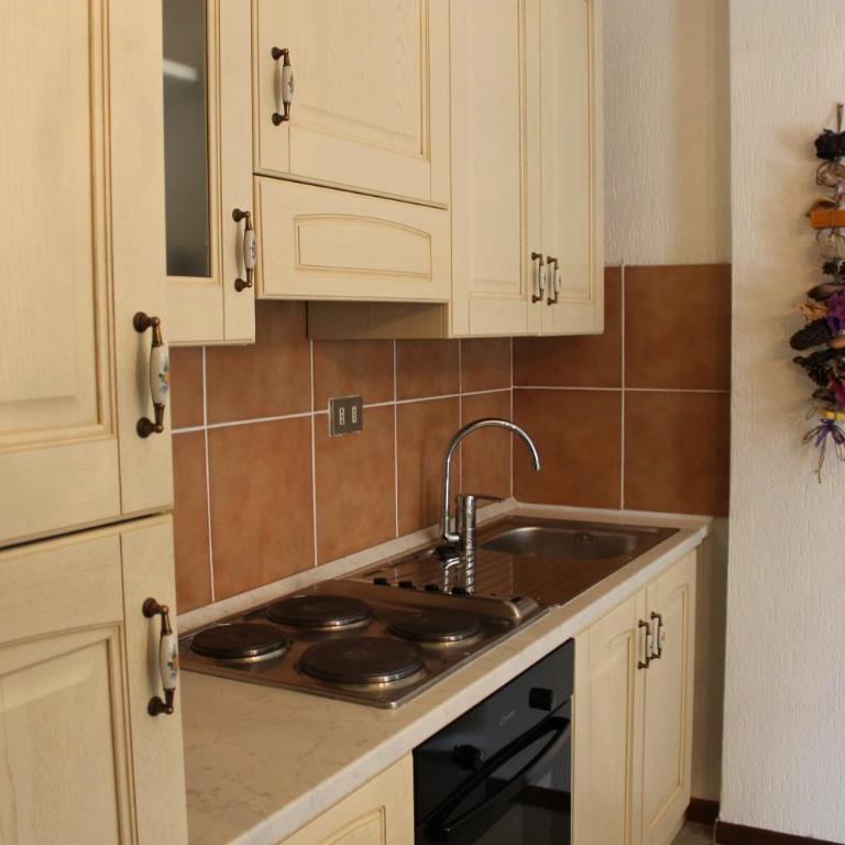 Jolly Residence - Appartamento con 1 Camera da Letto (5 Adulti) - 3