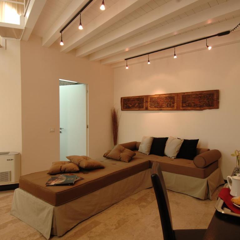 Ucciardhome Hotel - Penthouse Family - 2