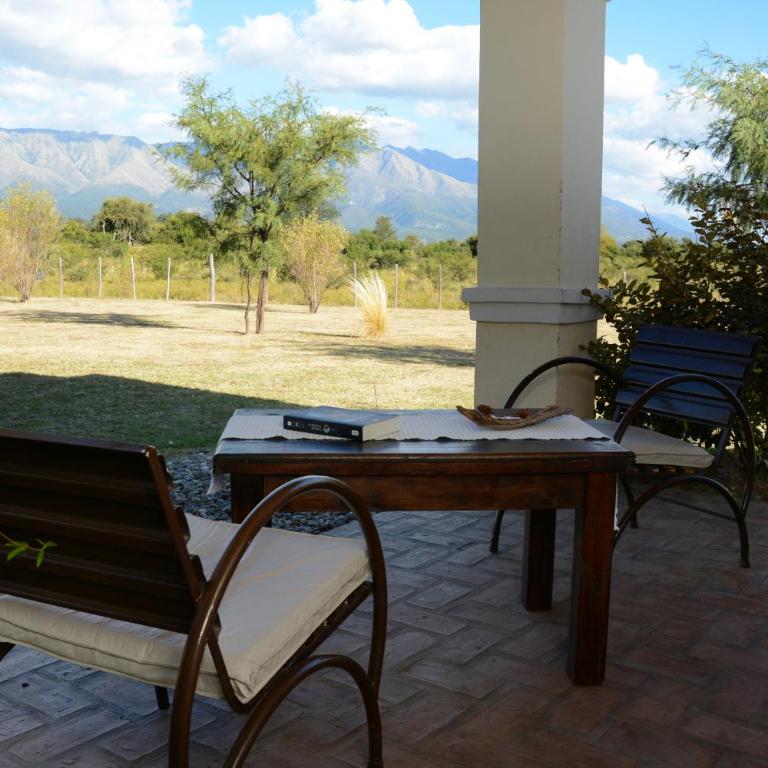 La Catalina Suites de Campo - Suite con vistas a la montaña y aire acondicionado - 10