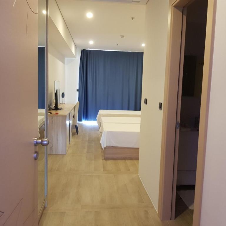 Hotel Franca Tivat - Double or Twin Room with Balcony - 10