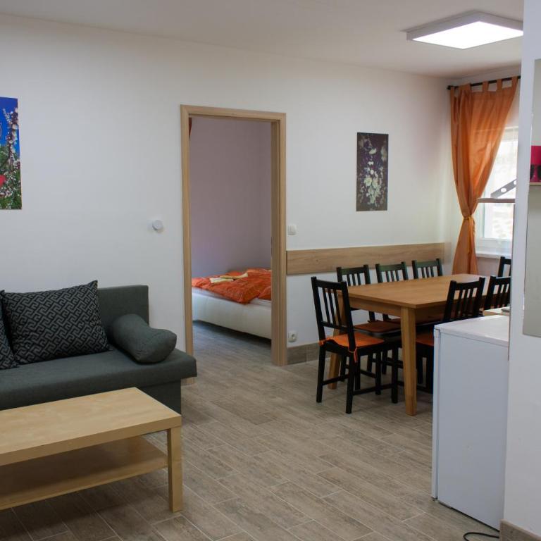 Haus Bierherr - Apartment with Garden View - 5
