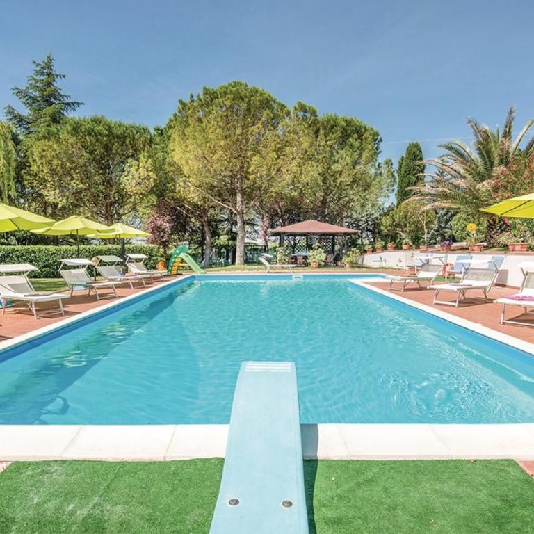 Villa Serena - Appartamento con 2 Camere da Letto - 55