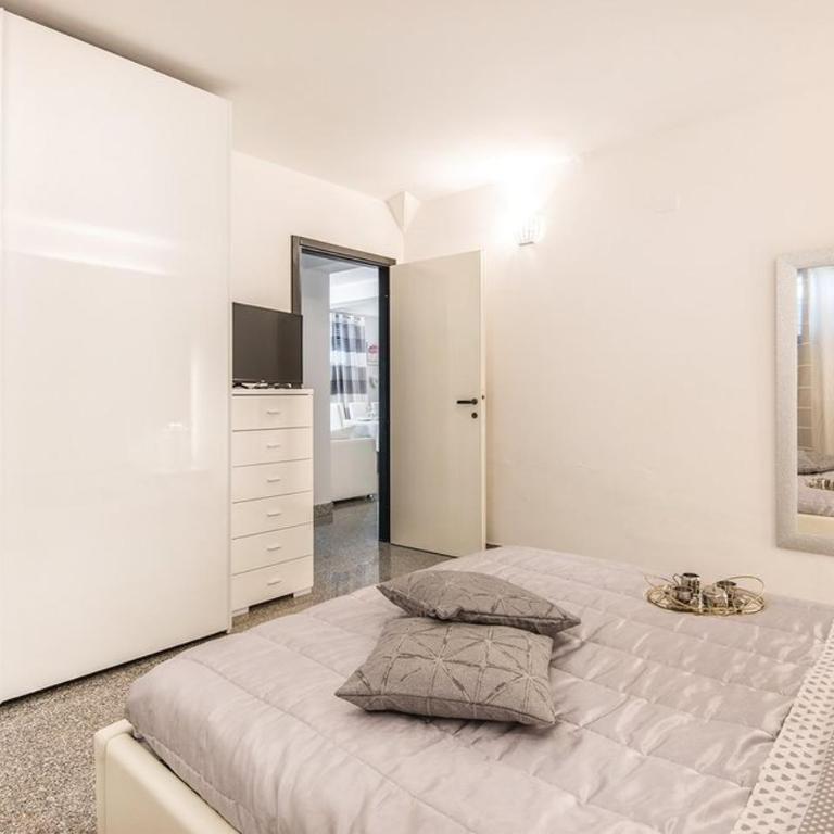 Villa Serena - Appartamento con 2 Camere da Letto - 16