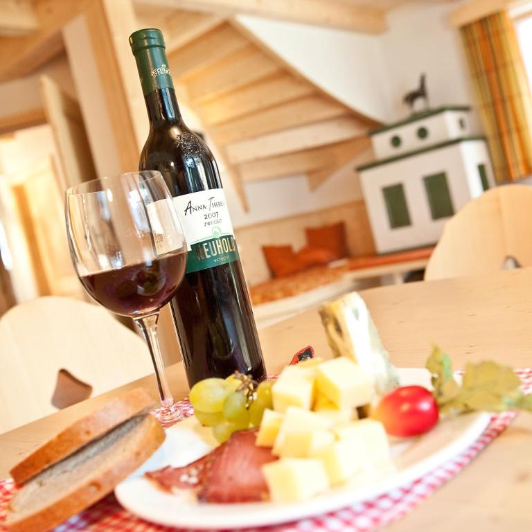 BRUGGER ChaletDorf - Chalet Deluxe with Private Sauna - 7