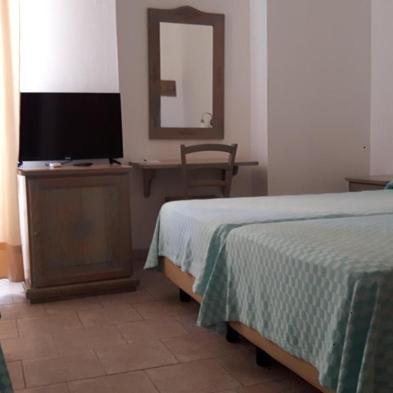 Alghero Vacanze Hotel - Camera Quadrupla - 1