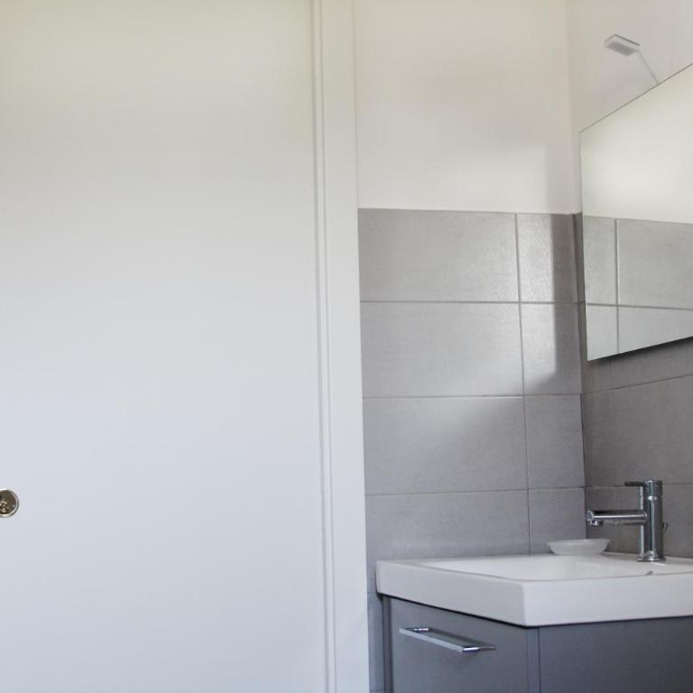 Aeroporto Bellini Rooms - Double Room with Private Bathroom - 5