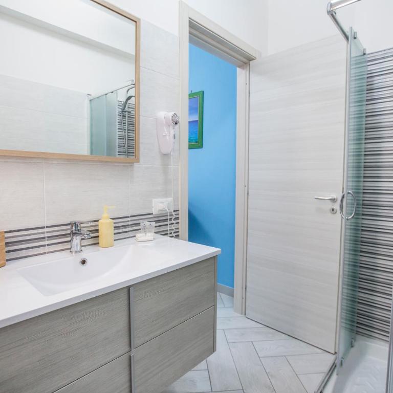 Belvedere Rent Rooms - Dreibettzimmer - 5