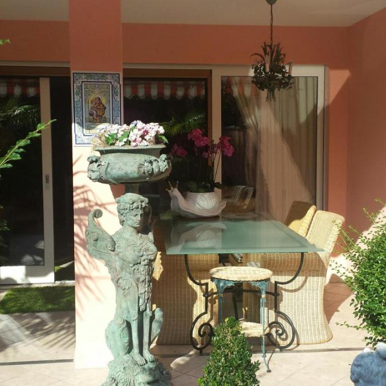 Residenza Giardino - Chez Antoinette - Appartamento con Vista Piscina - 9