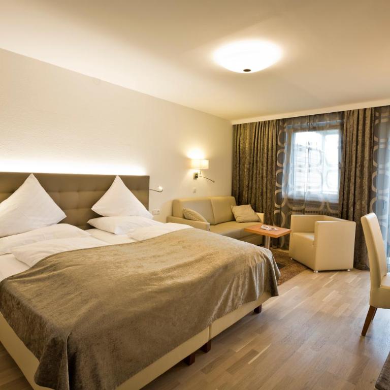 Stadthotel Goldenes Schiff - Deluxe Doppelzimmer - 7