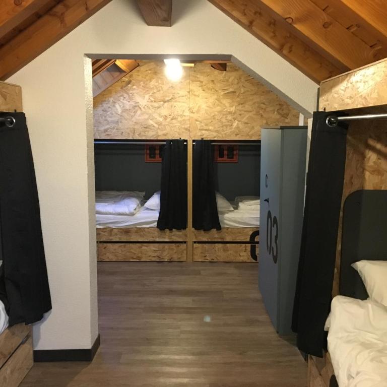Moontain Hostel - Suite en Duplex Exclusive Famille & Amis avec Salle de Bains Commune (6 Personnes) - 5