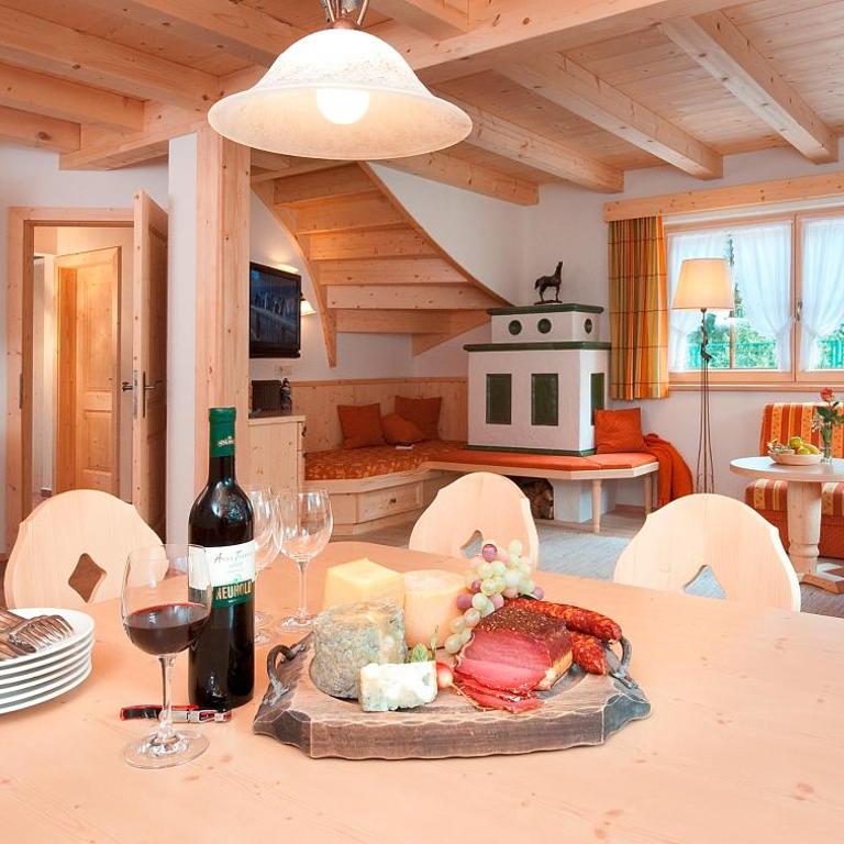 BRUGGER ChaletDorf - Chalet Deluxe with Private Sauna - 2
