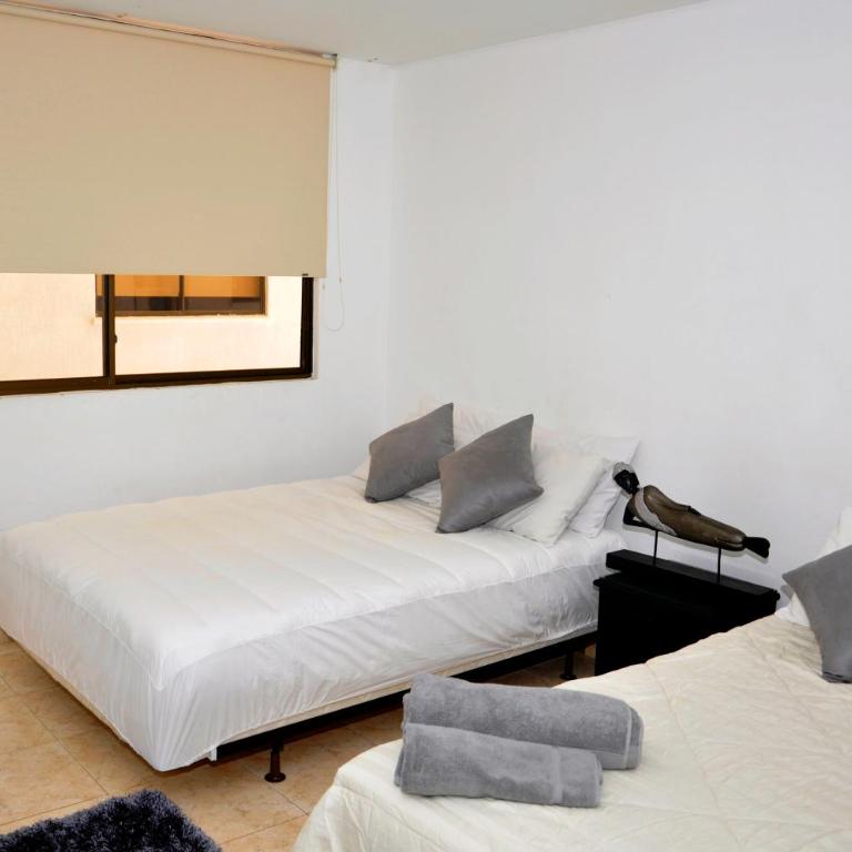 Hotel Axis Inn By GEH Suites - Habitación cuádruple - 4
