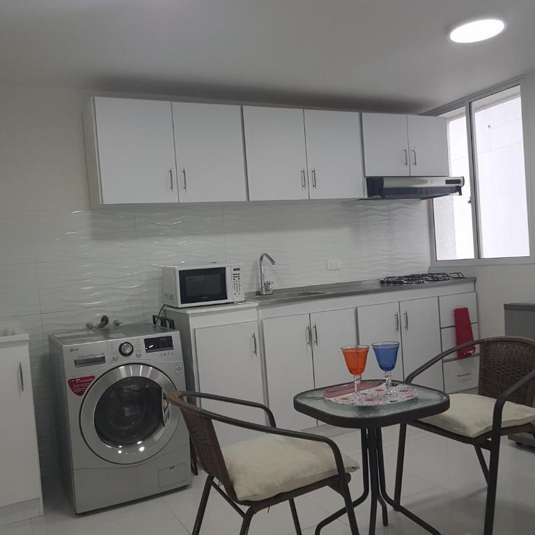 Espectaculares Vistas, Edificio Nautilus, Barrio El Laguito. - Studio Apartment - 11