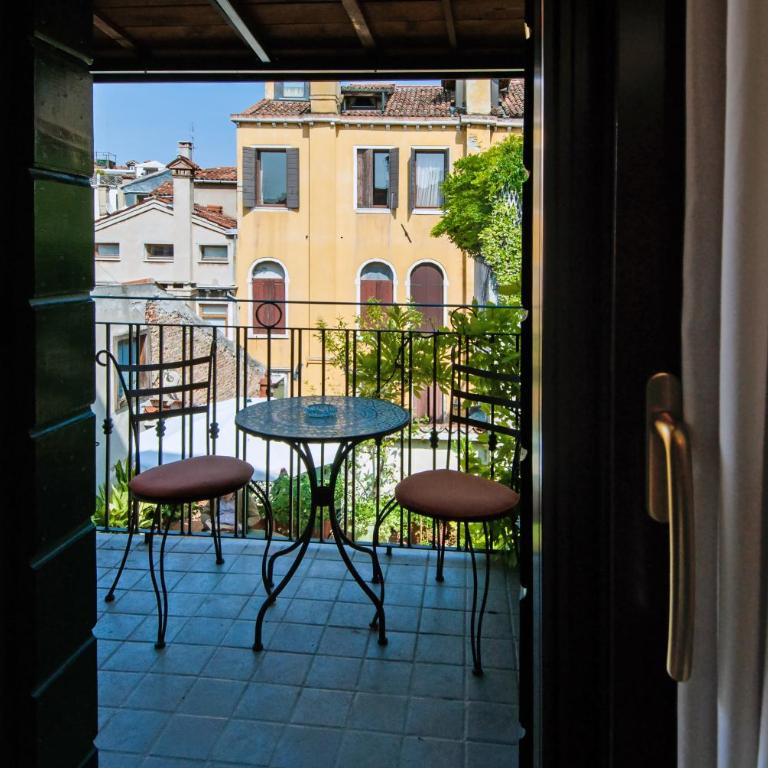 Hotel Bel Sito e Berlino - Camera Classic Matrimoniale/Doppia con Letti Singoli - 12