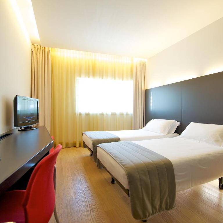 Mercure Nerocubo Rovereto - Camera Doppia con Due Letti Singoli - 3