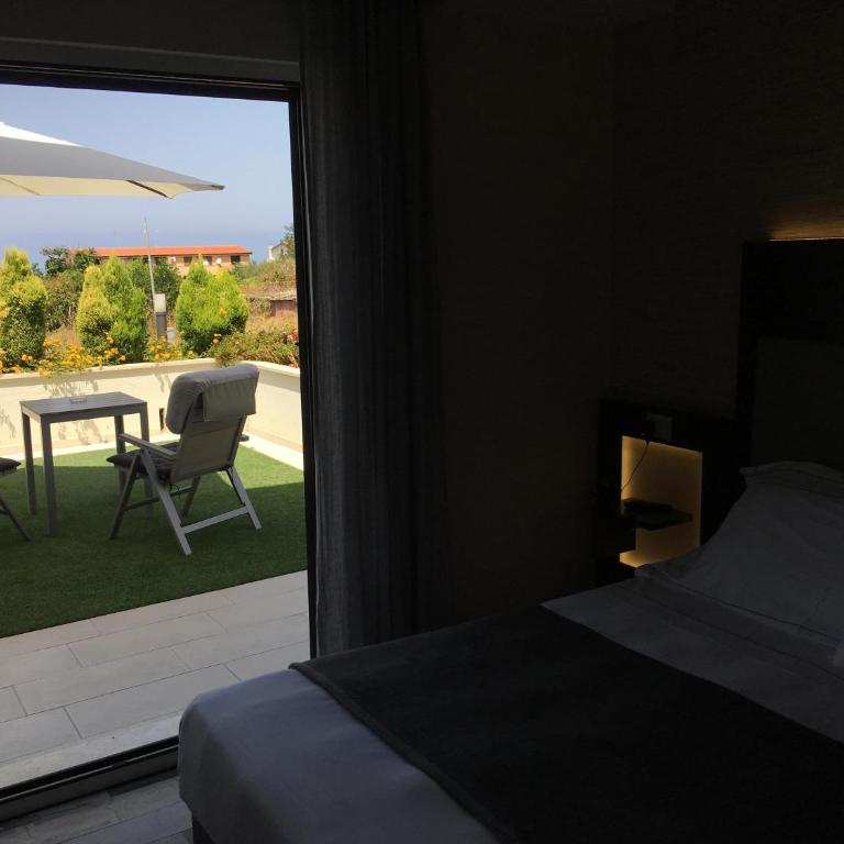 Residenza RoMa - Camera Matrimoniale/Doppia con Letti Singoli con Terrazza - 3