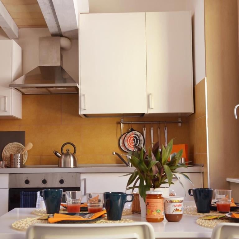 Niki O. Apartments - One-Bedroom Apartment - Split Level - Via Ferdinando Maestri 13 - 6