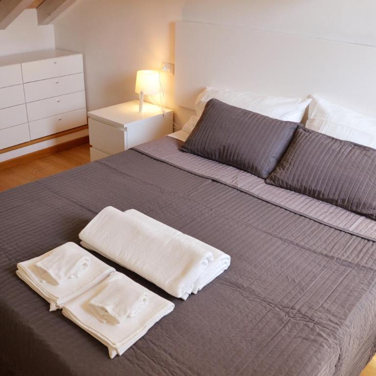 Niki O. Apartments - One-Bedroom Apartment - Split Level - Via Ferdinando Maestri 13 - 2