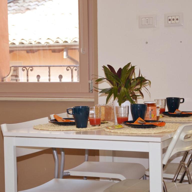 Niki O. Apartments - One-Bedroom Apartment - Split Level - Via Ferdinando Maestri 13 - 5