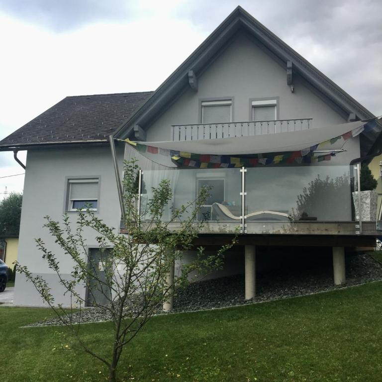 Ferienwohnung H&H Happy Holiday - Apartment mit Balkon - 13