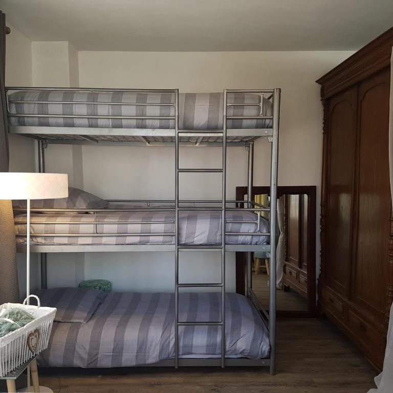 LES FRUITS DE MER, plage et centre à pied, lits faits, parking gratuit, animal bienvenu - Apartment mit Terrasse - 44