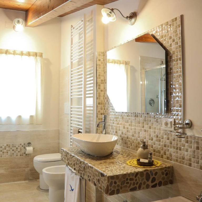 Le mansardine - Suite Deluxe con Vasca Idromassaggio - 3