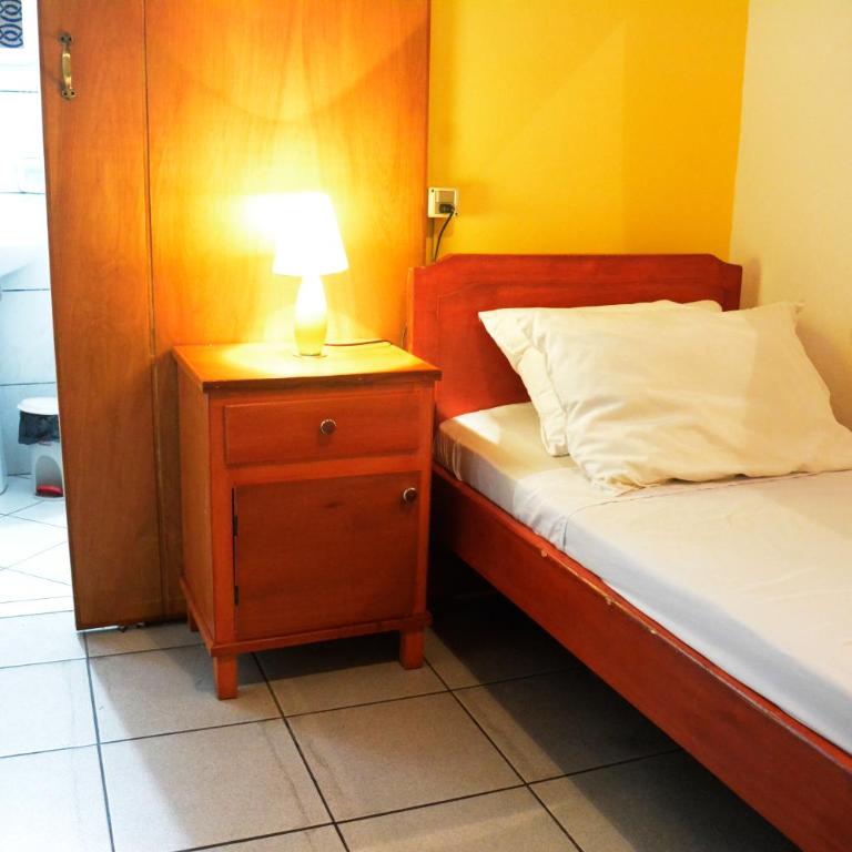 Hotel El Viajero Asuncion - Habitación Doble con baño privado - 2 camas - 4