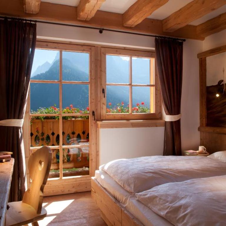 Fogajard Lovely Chalet - Camera Matrimoniale con Balcone e Vista Montagna - 5