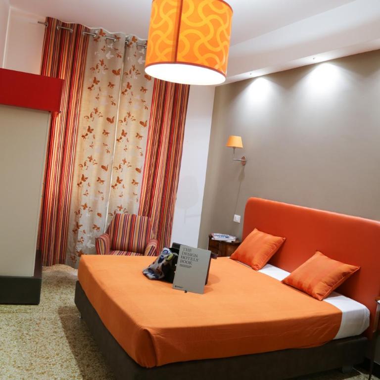 Hotel Bologna - Camere Adiacenti Matrimoniali/Doppie con Letti Singoli - 2