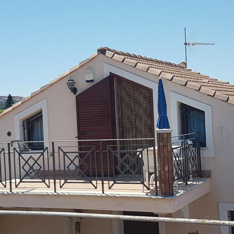 Mansarda Camelie via dei Normanni, 45 - Vacation Home - 17