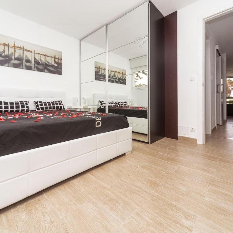 Apartamentos los volcanes luxury views - Two-Bedroom Apartment - 3