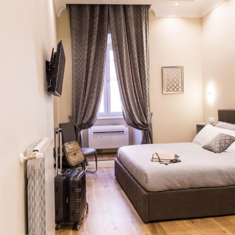 Nazionale Palace Suites - Camera Deluxe - 17