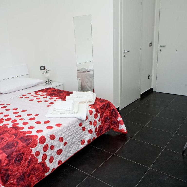 B&B Etna's Tourist - Deluxe Room (2 Adults + 1 Child) - 1