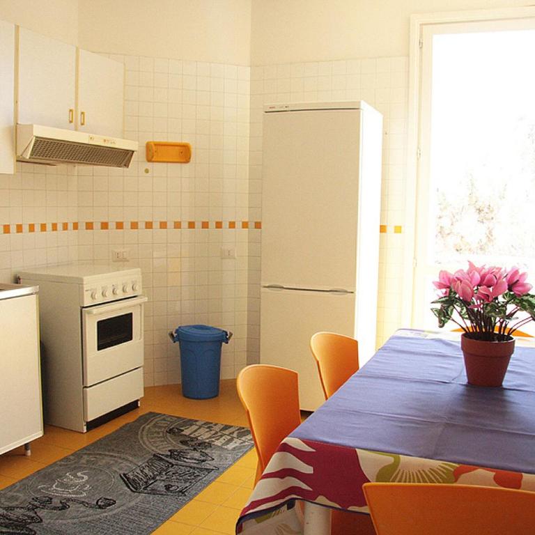 Treasure - Four-Bedroom House - 14