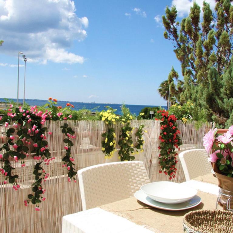 Treasure - Four-Bedroom House - 4