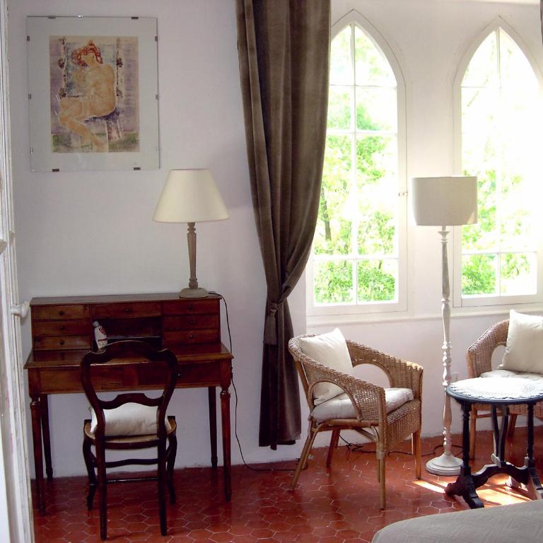 Domaine du Paraïs B&B - Chambre Double avec Lit d'Appoint - 1