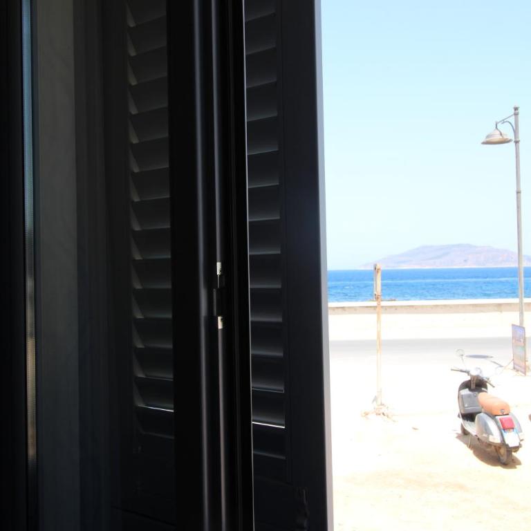 Ajamola - Camera Matrimoniale con Vista Mare - 6