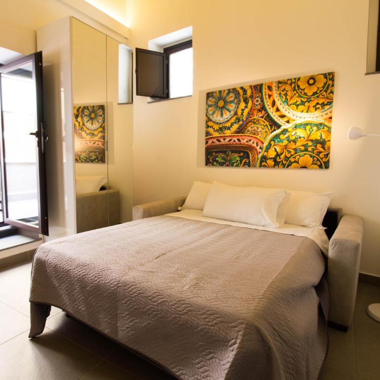 La Palma Studios - Studio with Sofa Bed - 9