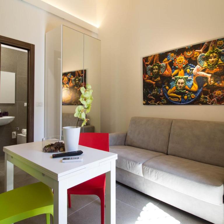 La Palma Studios - Studio with Sofa Bed - 12