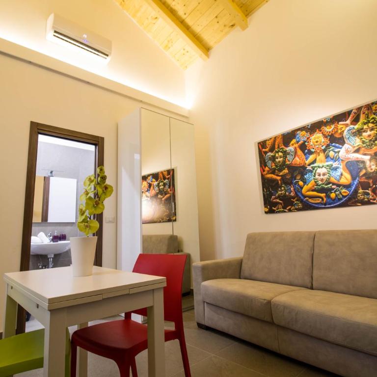 La Palma Studios - Studio with Sofa Bed - 16