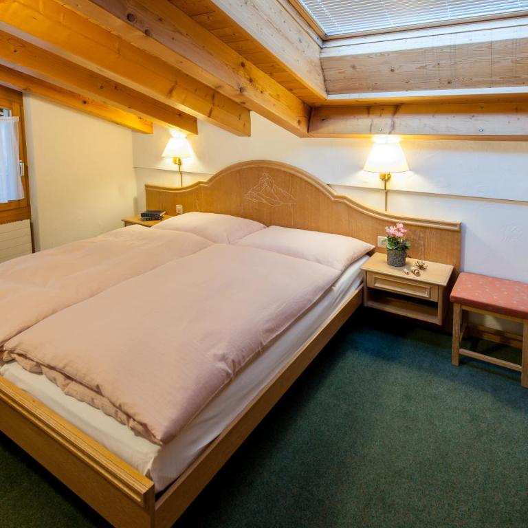 Apartments Zermatt Paradies - Apartment mit 2 Schlafzimmern Süd-West-Dachgeschoss - 3