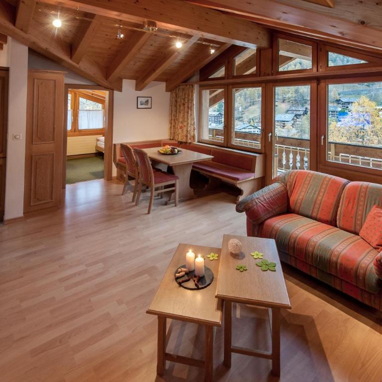Apartments Zermatt Paradies - Apartment mit 2 Schlafzimmern Ost-Süd-Dachgeschoss - 1