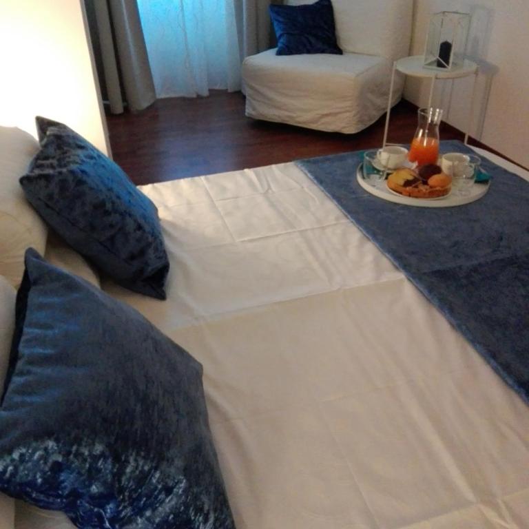 Domus Crescenzio - Guest House - Camera Matrimoniale con Letto Supplementare - 5