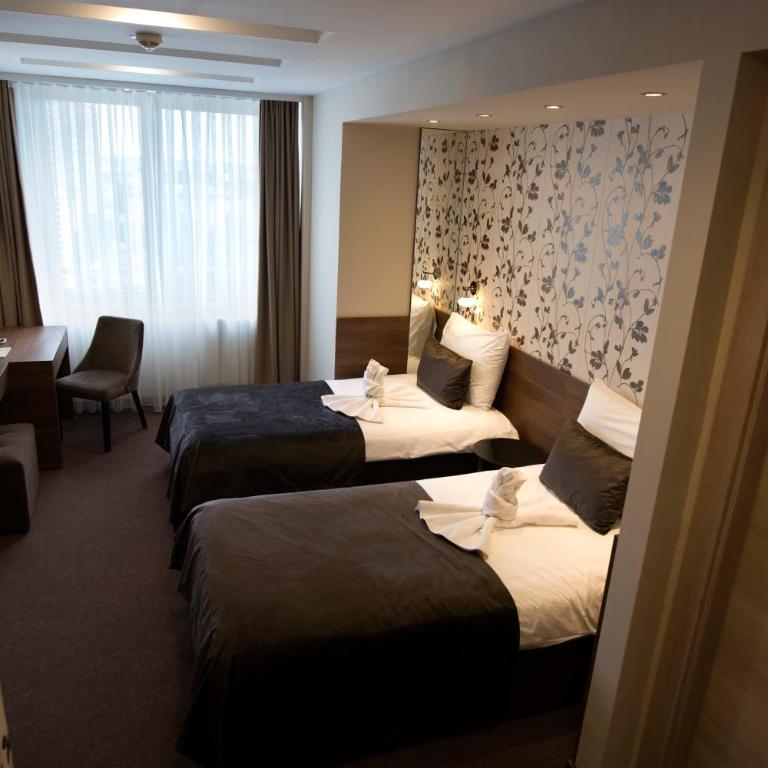 Hotel Kragujevac - Superior Double or Twin Room - 10