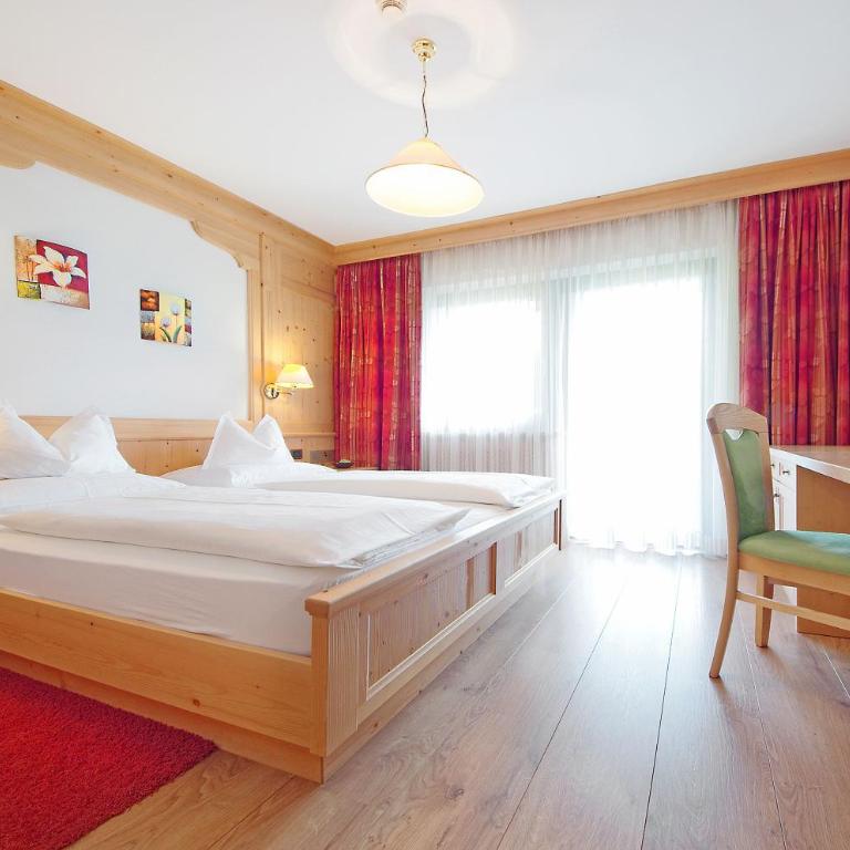 Mountain B&B - La Scalira - Doppelzimmer mit Balkon - 4