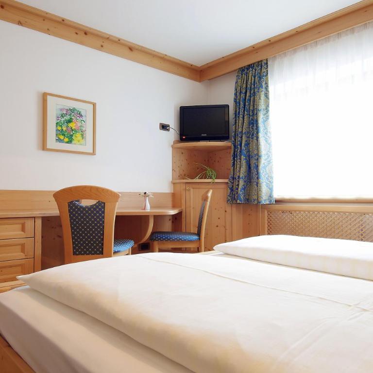 Mountain B&B - La Scalira - Doppelzimmer mit Gartenblick - 4