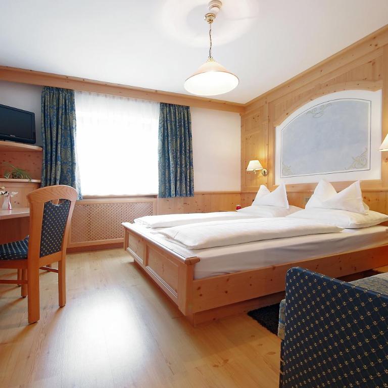 Mountain B&B - La Scalira - Doppelzimmer mit Gartenblick - 3