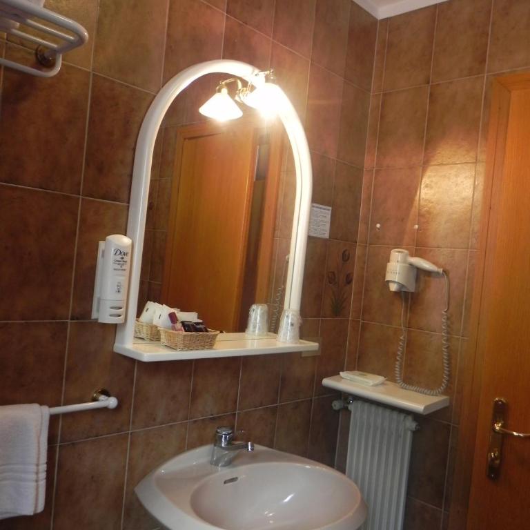 Hotel Italia - Camera Tripla - 6